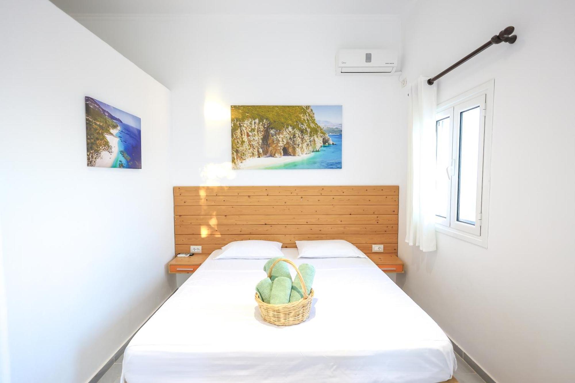 Casablanca Rooms Dhërmi Kültér fotó